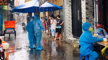 HCM City faces huge challenges in latest COVID-19 fight
