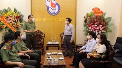 MPS leader congratulates press agencies on revolutionary press day