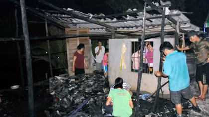 One dead as fire engulfs house in Ca Mau