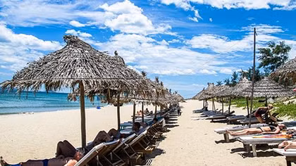 An Bang beach again voted among beautiful beaches in Asia
