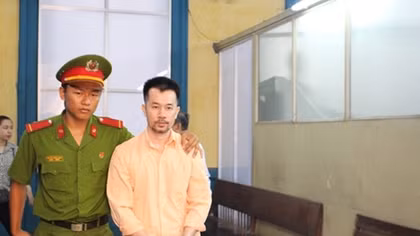 Vietnam court upholds death penalty against overseas Vietnamese drug dealer