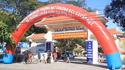 High school examination in Phu Yen canceled due to suspected COVID-19 case