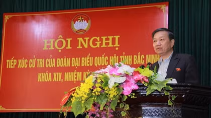 Minister To Lam meets voters in Thuan Thanh, Bac Ninh province