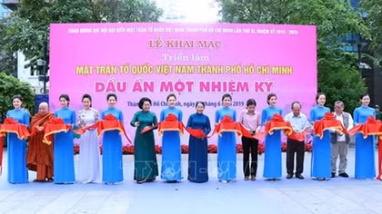 Photo exhibition on front’s HCM City chapter opens