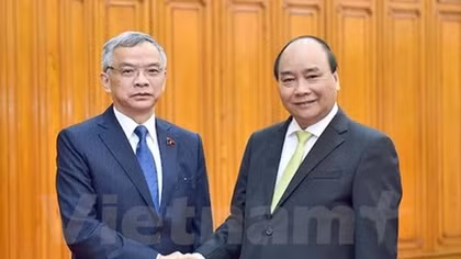 PM urges Laos to monitor impacts of hydropower plants