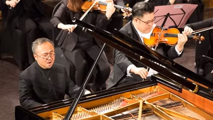 Vietnamese pianist Dang Thai Son and Korean Orchestra hit the right note in Hanoi