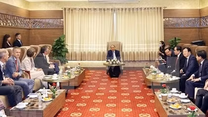 PM hosts int’l development partners on sidelines of Mekong Delta conference