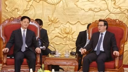 Chinese Communist Party delegation visits Vietnam