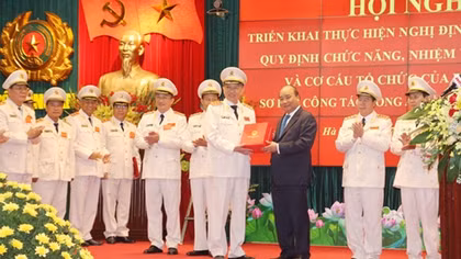 PM: Public security force must effectively implement plans