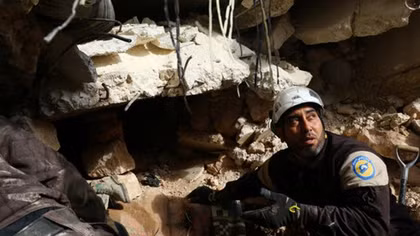 Syrian troops enter Aleppo's Old City, poised for war's biggest victory