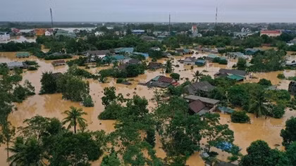RoK offers relief to Vietnam's flood-hit central provinces