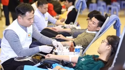 Thousands of young people join "Volunteer Heart" blood donation festival