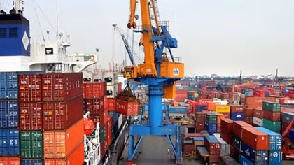 Vietnam records US$2.76 billion trade surplus in 11 months
