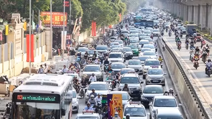 Congestion hits Saigon and Hanoi again as migrants go home for National Day