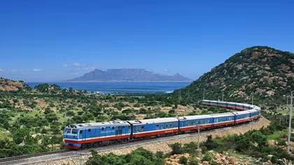 New train coaches to put in use during Tet holiday