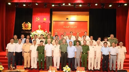 Ministry of Public Security meets with formers leaders of the People's Police Force