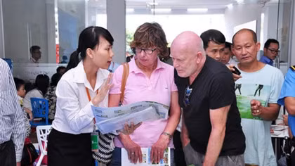 Vietnam needs to simplify property laws for foreigners