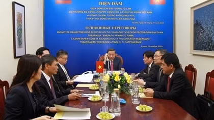 Minister To Lam makes phone call to Secretary of the Security Council of Russia