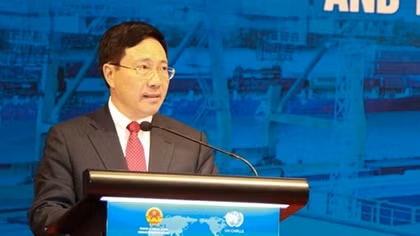 Vietnam commits to fostering connection between landlocked countries and transit ones