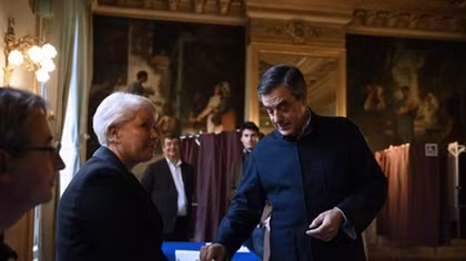 Thatcher admirer Fillon wins French conservative presidential ticket