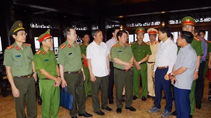 Deputy Minister Bui Van Nam checks security work for 2019 UN Day of Vesak