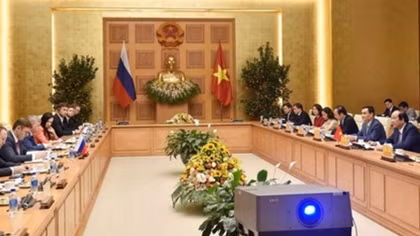 Vietnam, Russia discuss e-government building