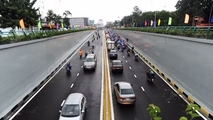 Dien Bien Phu-Nguyen Tri Phuong tunnel opens to traffic ahead of APEC