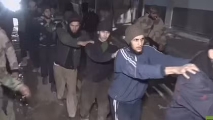 First group of militants surrender arms & leave East Ghouta after Russia-brokered talks