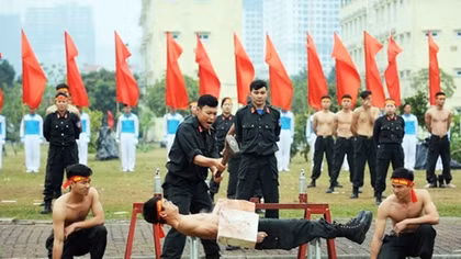 Special task police force practices qigong in wind and rain
