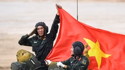 Vietnamese tank team takes on first competition day