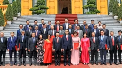 President asks new ambassadors to promote economic diplomacy