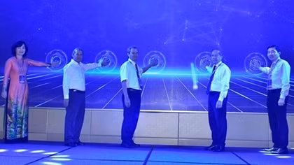 Vietnam's first provincial-level operation center for smart city launched in Hue