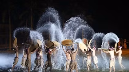 Colourful "Hoi An Memories" show attracts thousands of visitors