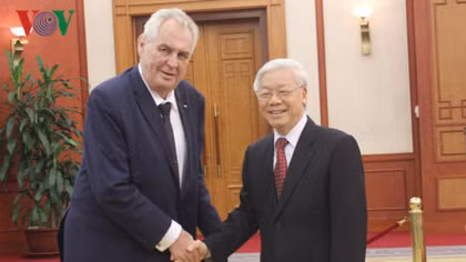 Party, NA leaders host Czech President