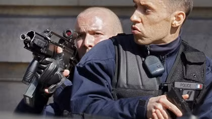 Letter bomb at IMF's Paris office injures employee 