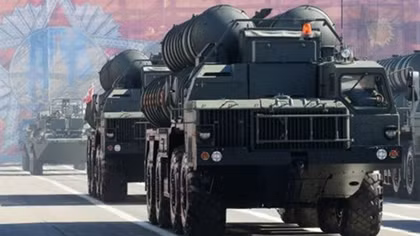 Turkey and U.S. head for showdown over missile contracts
