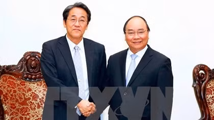 PM Phuc hosts Japan Ambassador