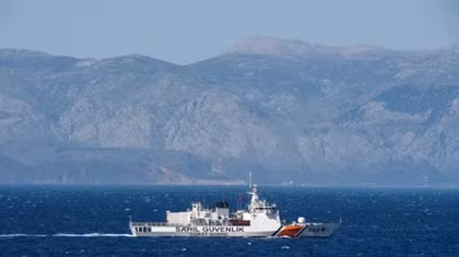 NATO nearing solution to continue Aegean migrant mission: UK general