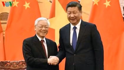 Vietnamese, Chinese leaders exchange New Year greetings