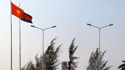 Vietnam and Cambodia exchange border topographic maps