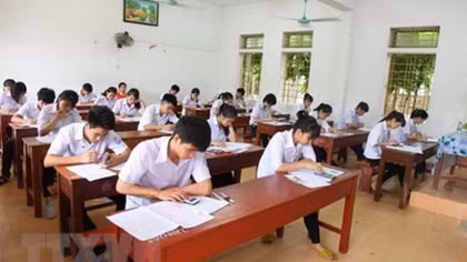 Many universities set English as admission criterion