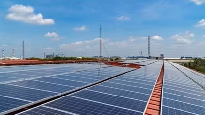 Phu Yen begins to build solar-powered lighting system