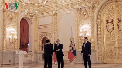 President Putin stresses thriving Vietnam-Russia relations