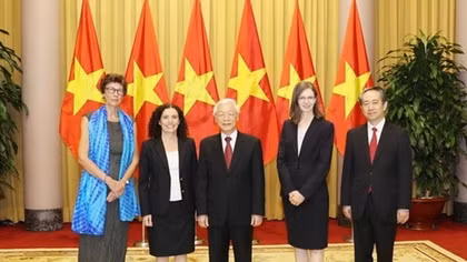 President Nguyen Phu Trong receives newly-accredited ambassadors