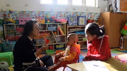 Korean doctor pursues special education in Vietnam after retirement