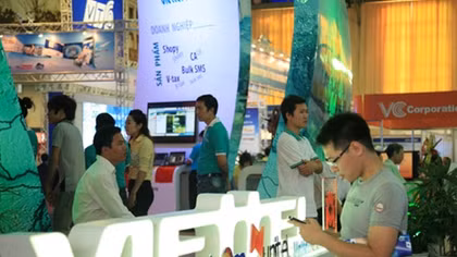 Viettel among top 30 largest mobile firms worldwide