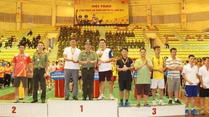 Hanoi Police wins first prize at Northern sports tournament 