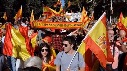 Spanish PM seeks clarity on Catalan independence declaration
