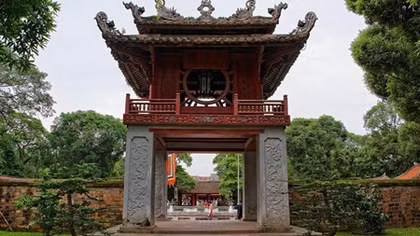 Temple of Literature reopens after COVID-19 break