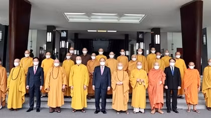 State President hails Buddhist Shangha’s pioneering role in religious solidarity